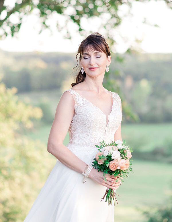 photographe-mariage-toulouse-mariee-robe-bouquet