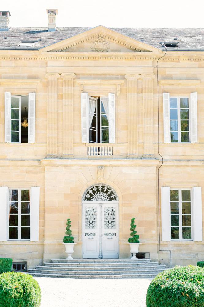 la-durantie-wedding-venue-france Front door of the Château La durantie in France