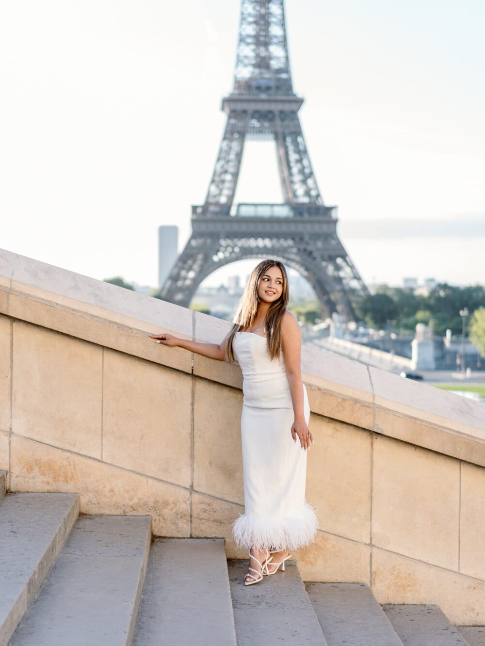 woman portrait on the stairs of trocadero