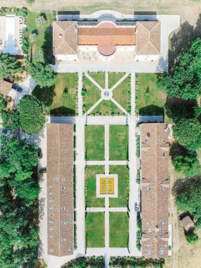 Le château Gassies près de Bordeaux