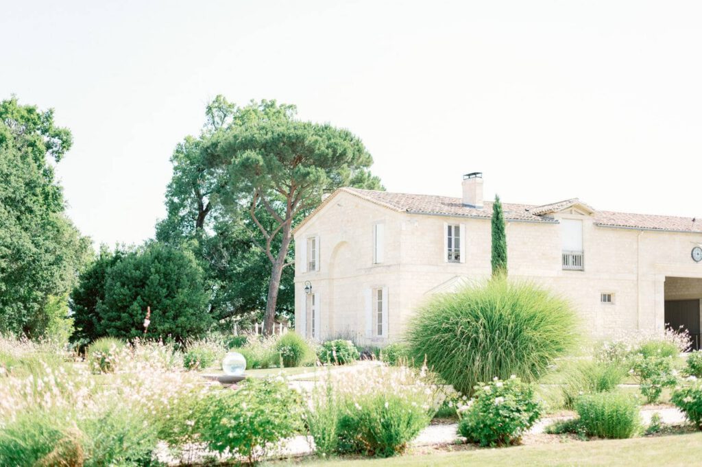 Le château Gassies près de Bordeaux