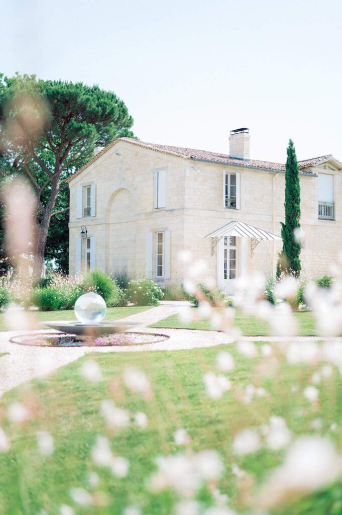 Le château Gassies près de Bordeaux