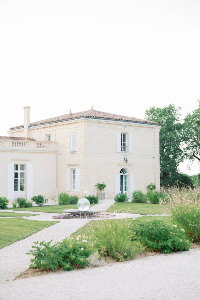 Le château Gassies près de Bordeaux