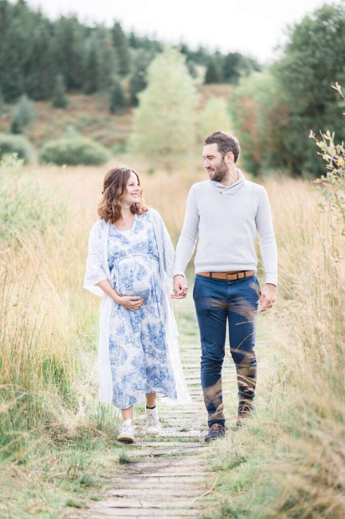 Photos de grossesse à Meymac en couple