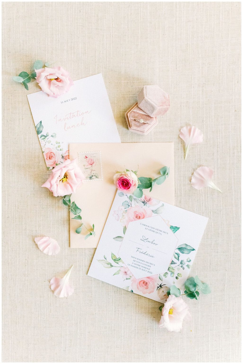 Invitations de mariage en rose et vert