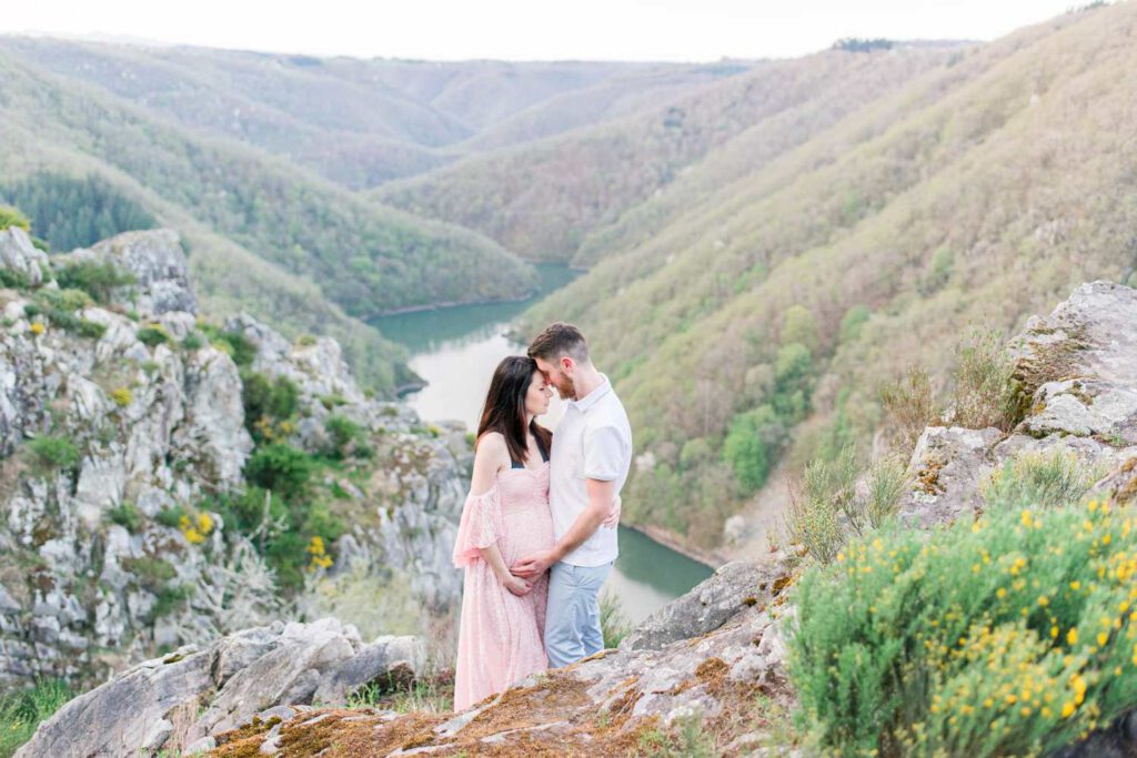photo de grossesse en couple en Corrèze