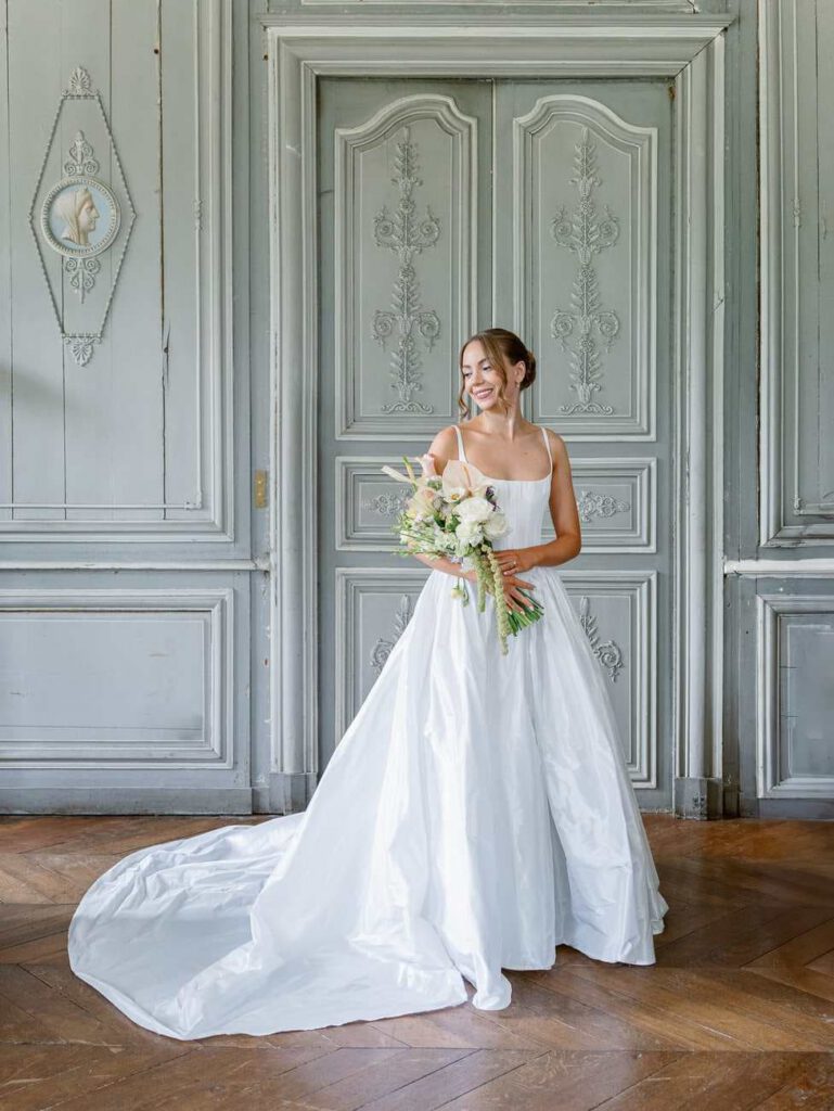 Bride portrait Château de Thauvenay