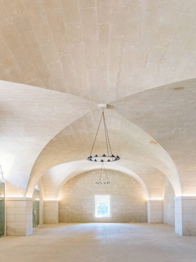 reception room at Château de la Bourdaisière