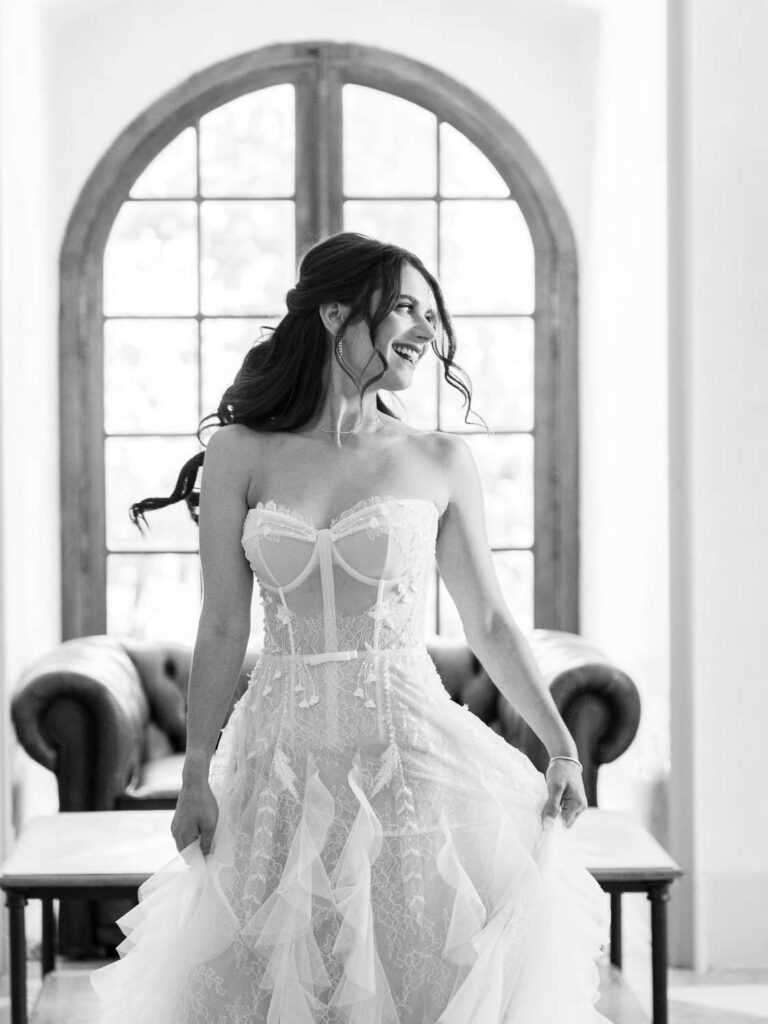 Bride portrait in Château de Fontarèches
