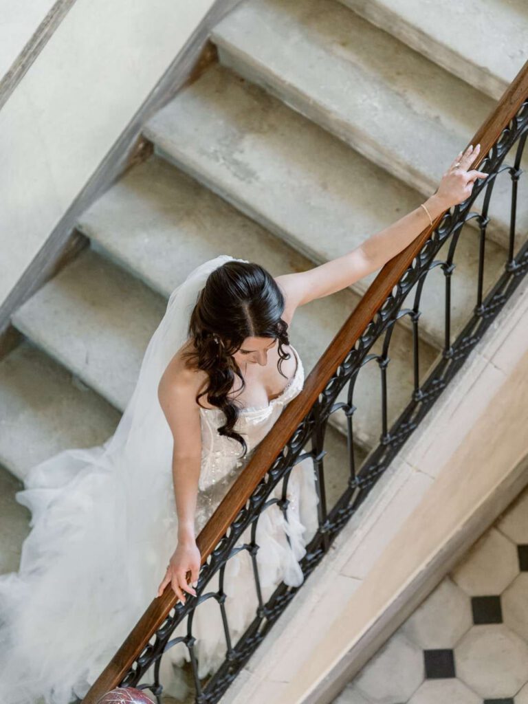 Bride in the staircase of Château de Fontarèches