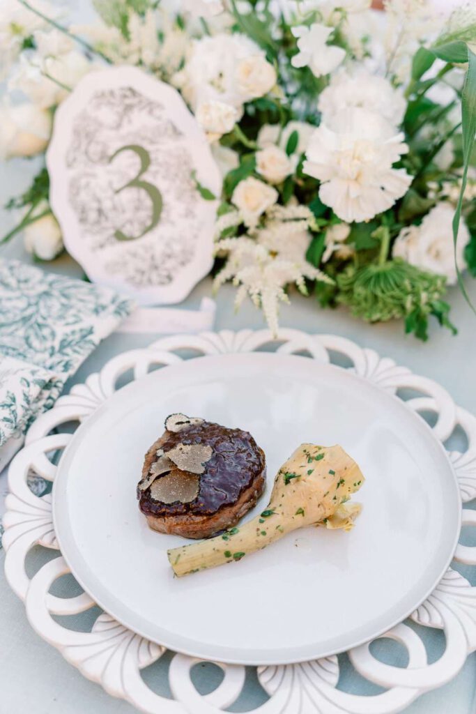 wedding main meal