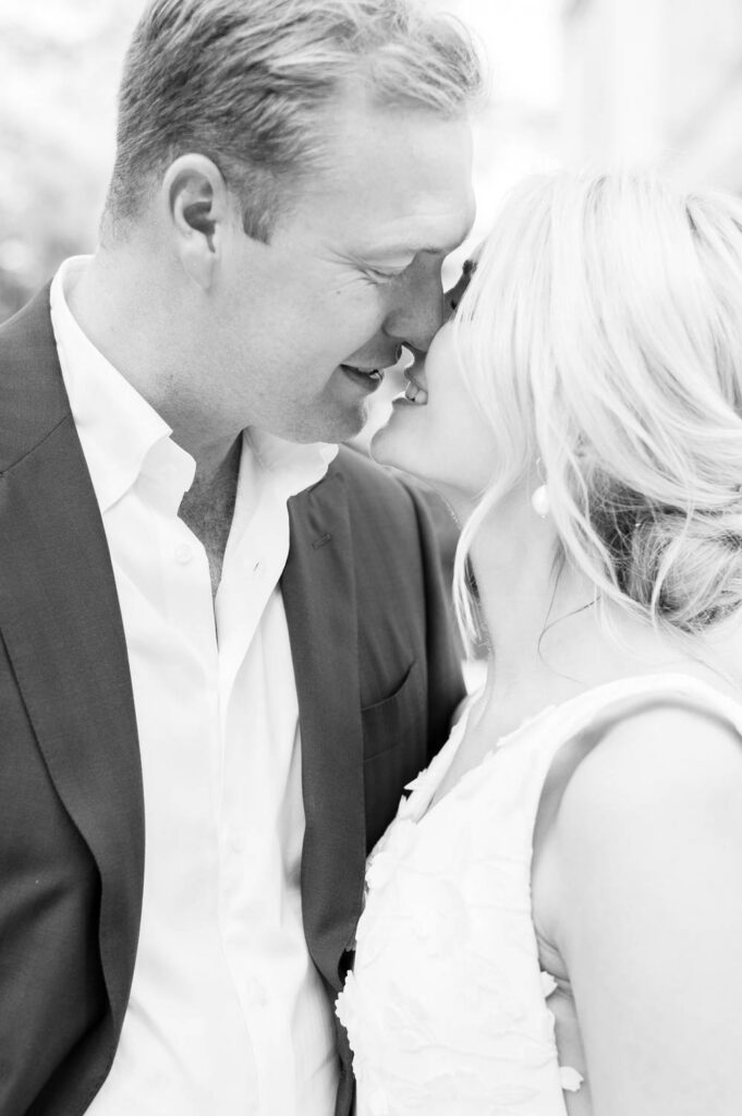 portrait de couple - bride and groom portraits - Château la Durantie