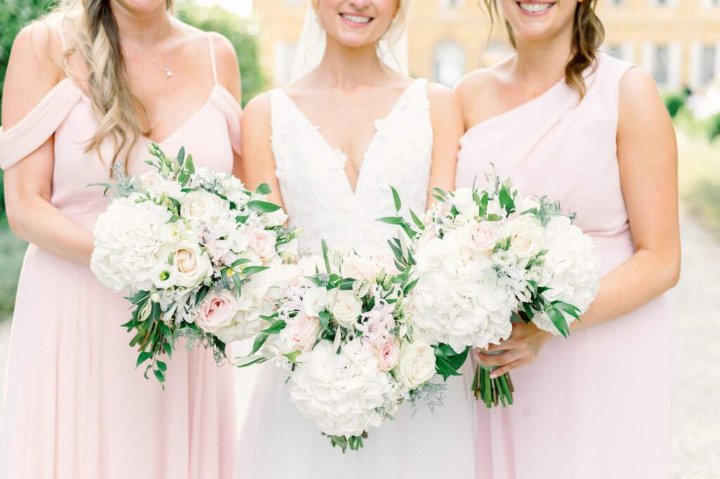 bouquet de la mariée et des demoiselles d'honneur - bride and bridesmaids bouquets