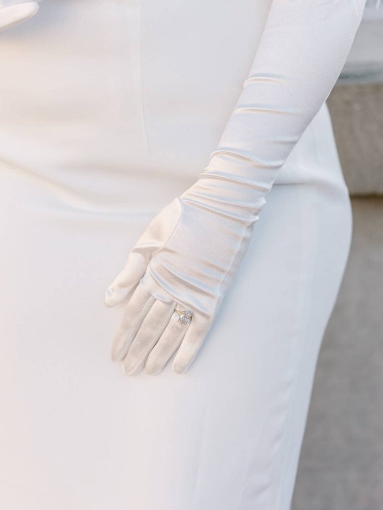 silk white glove