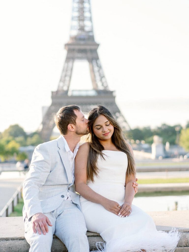 Paris engagement couple session in front of the eiffel tower