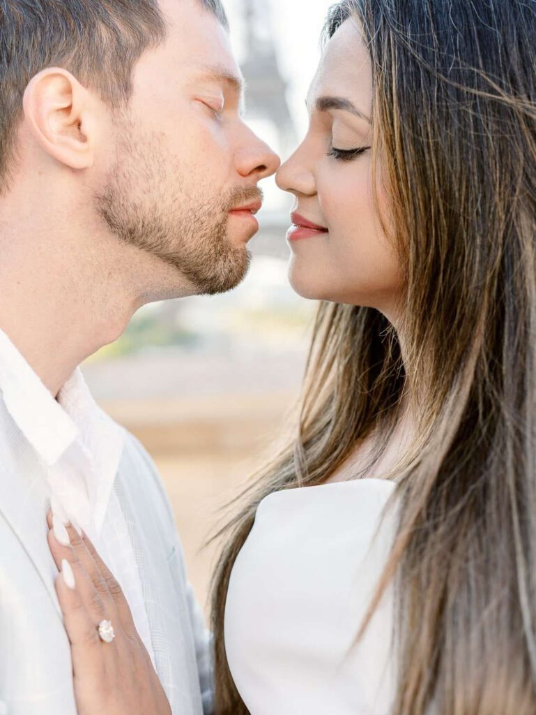 Paris engagement couple session in front of the eiffel tower
