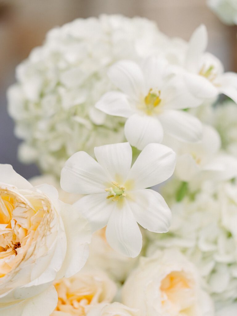 white wedding flowers