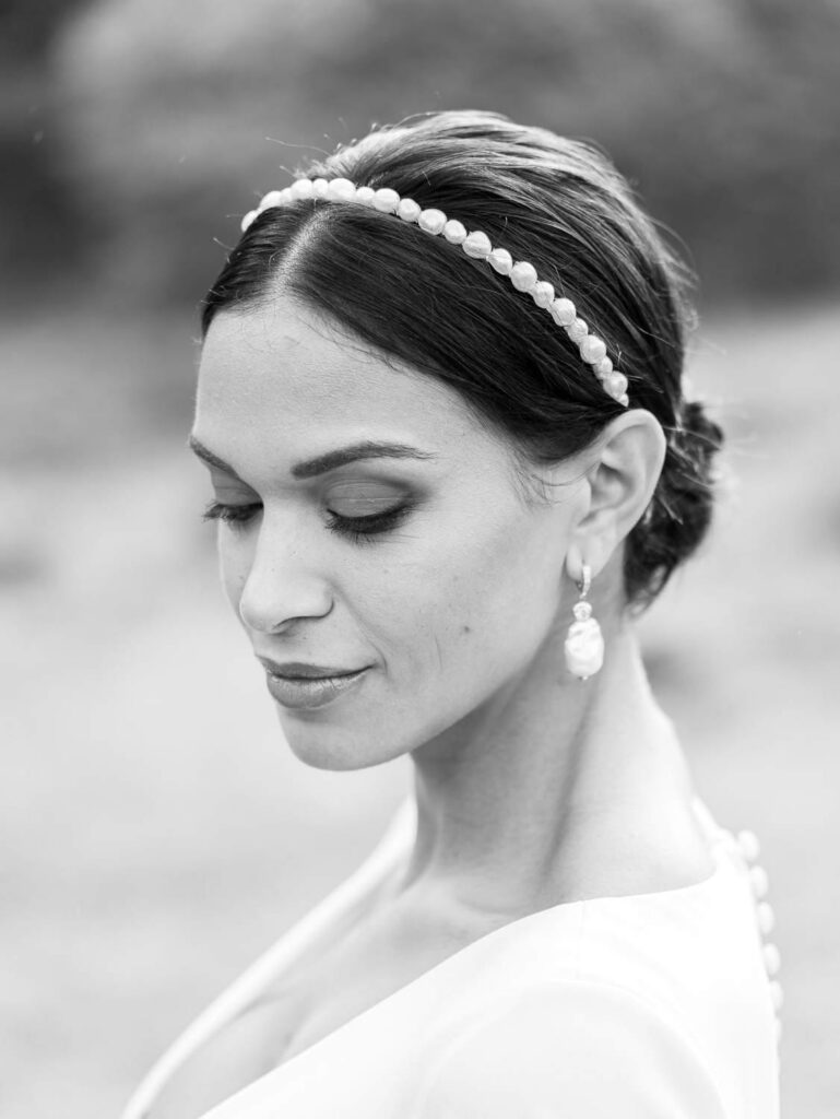 Bride portrait with pearl jewelry