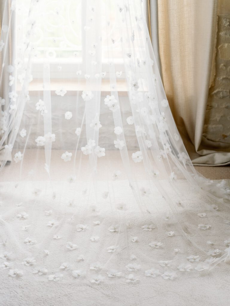 wedding veil with flowers