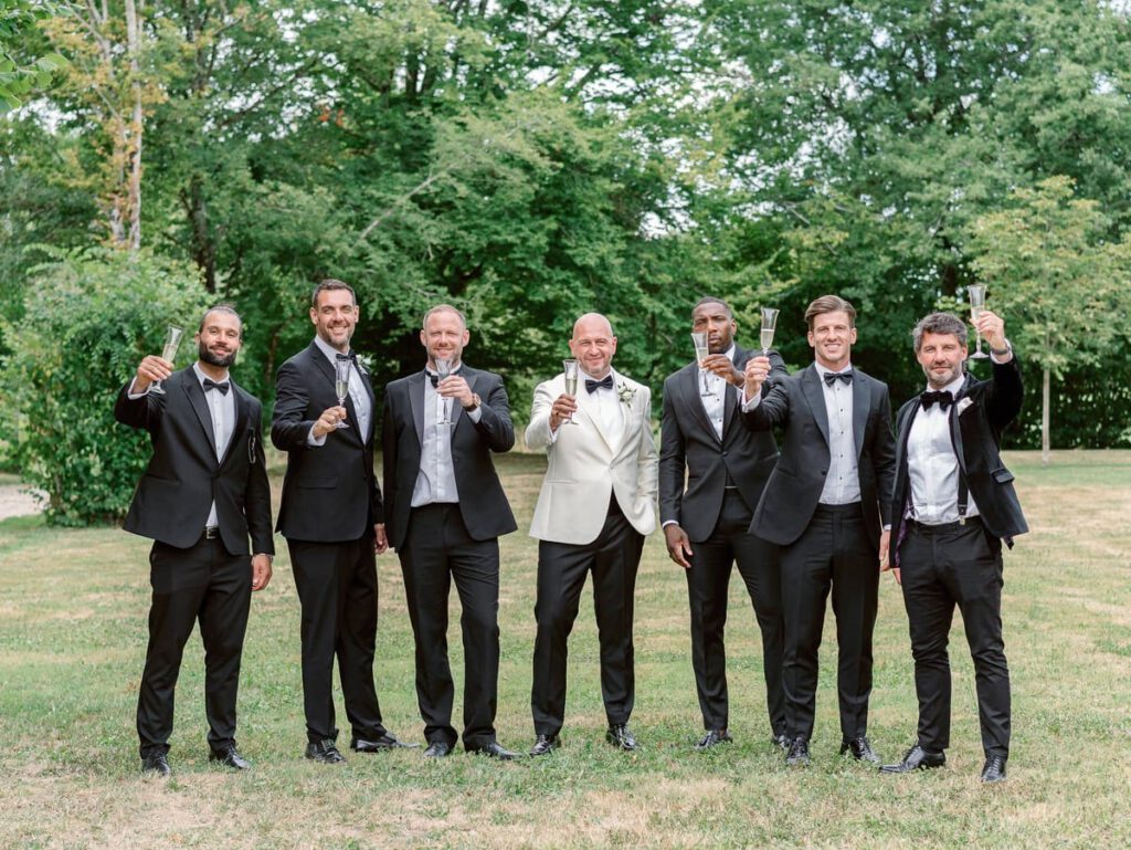 groom with his groosmen