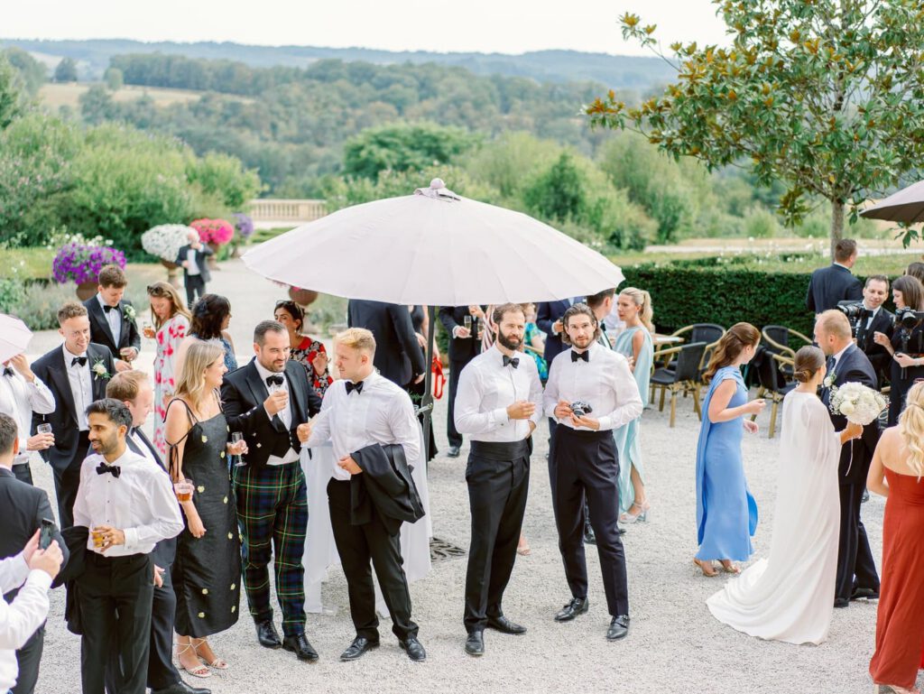 wedding cocktail at Domaine d'Essendieras