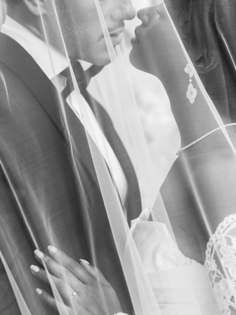 Wedding ceremony at Chateau de Bagatelle in Dordogne