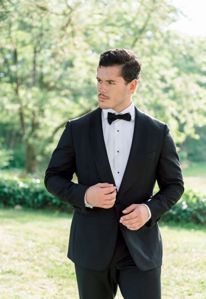 groom portrait