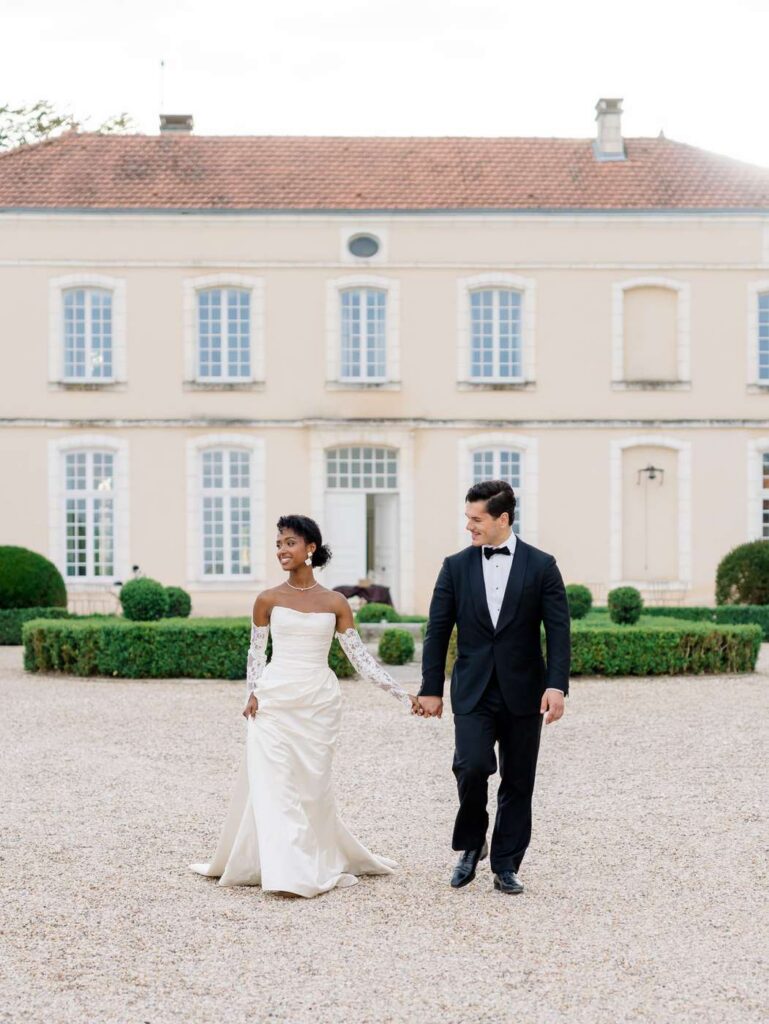 Bride and groom portraits at Chateau de Bagatelle in Dordogne