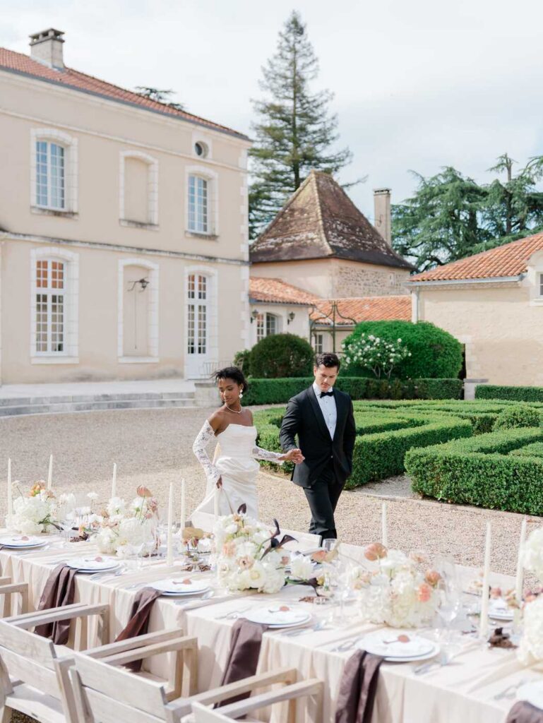 Wedding table at Chateau de Bagatelle in Dordogne