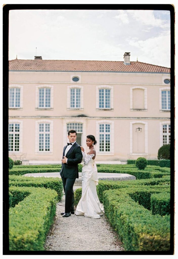 Espresso Martini wedding at Chateau de Bagatelle in Dordogne