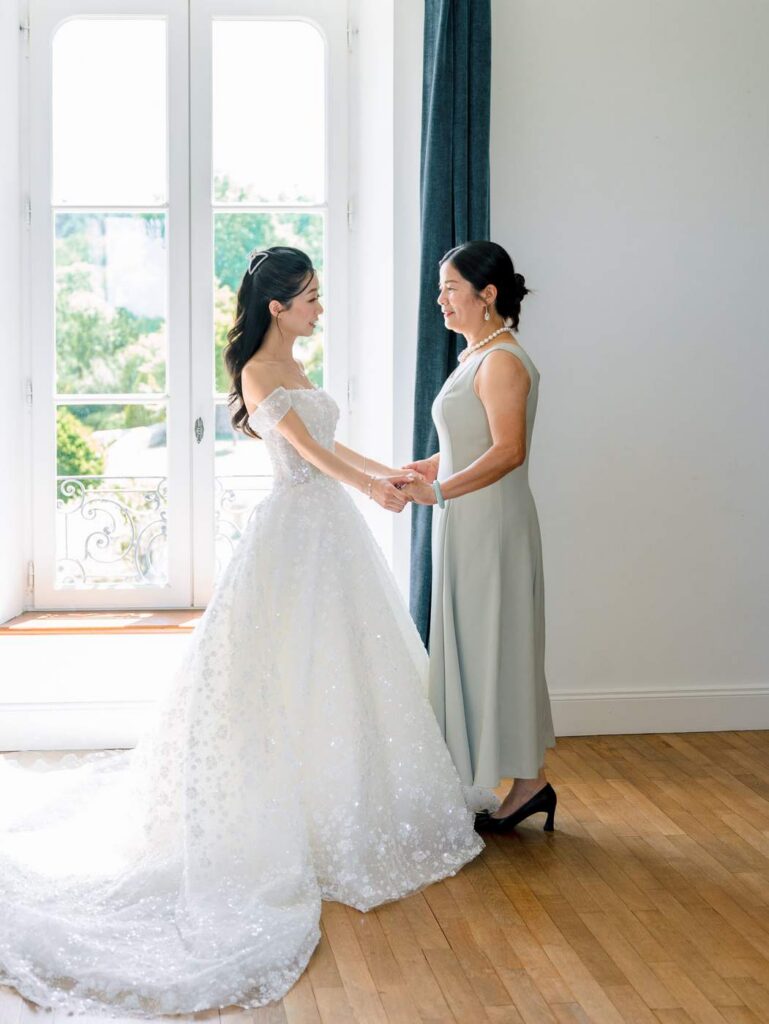 Chinese wedding at Domaine de la Fauconnie in Dordogne
