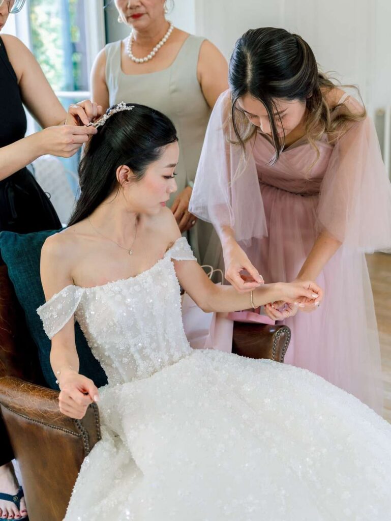 Chinese wedding at Domaine de la Fauconnie in Dordogne