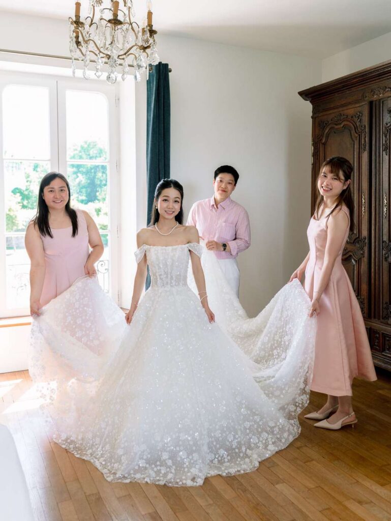 Chinese wedding at Domaine de la Fauconnie in Dordogne