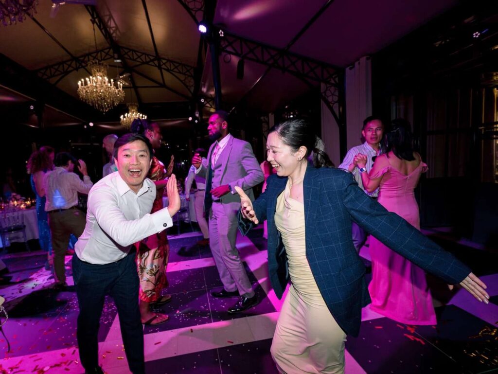 wedding dancefloor Domaine de la Fauconnie in Dordogne